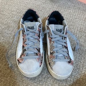 P448 shoes! Size 5.5